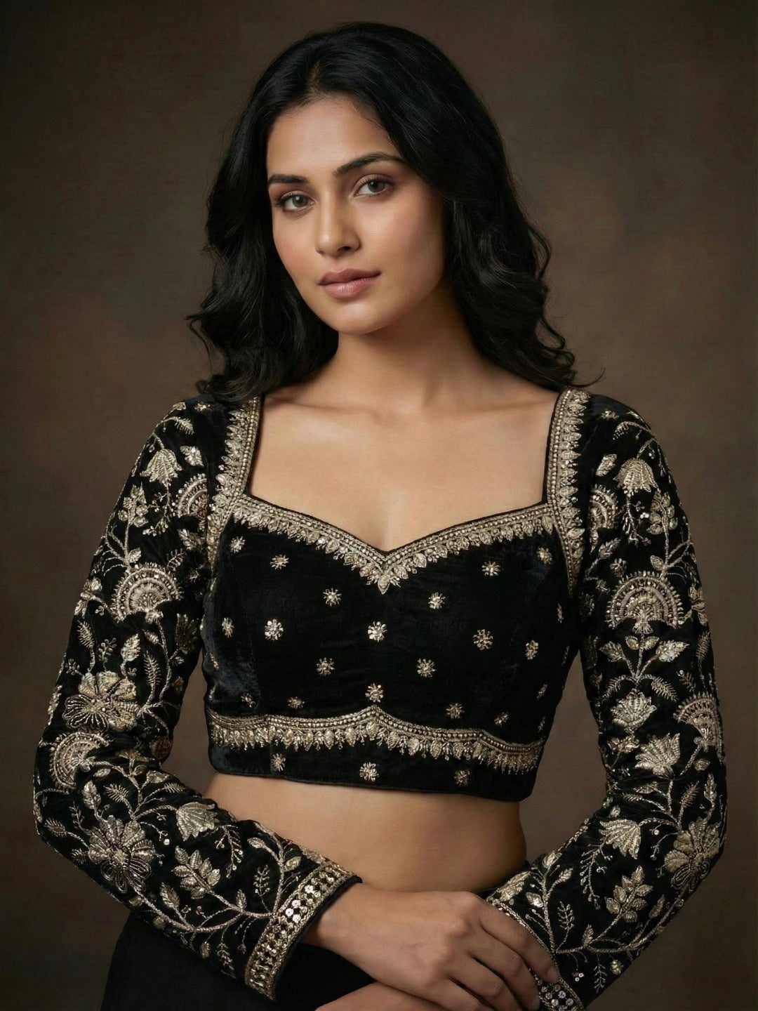 Full sleeve zari work blouse
