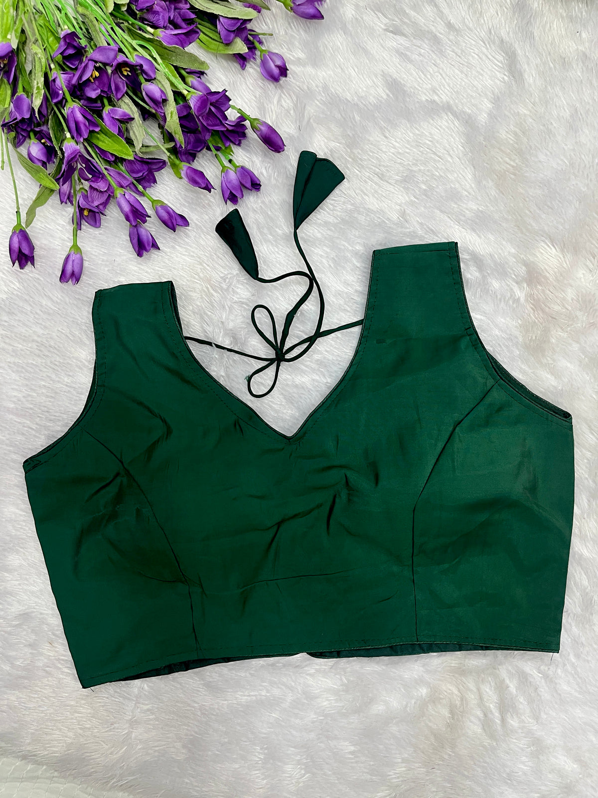Sleevless designer blouse