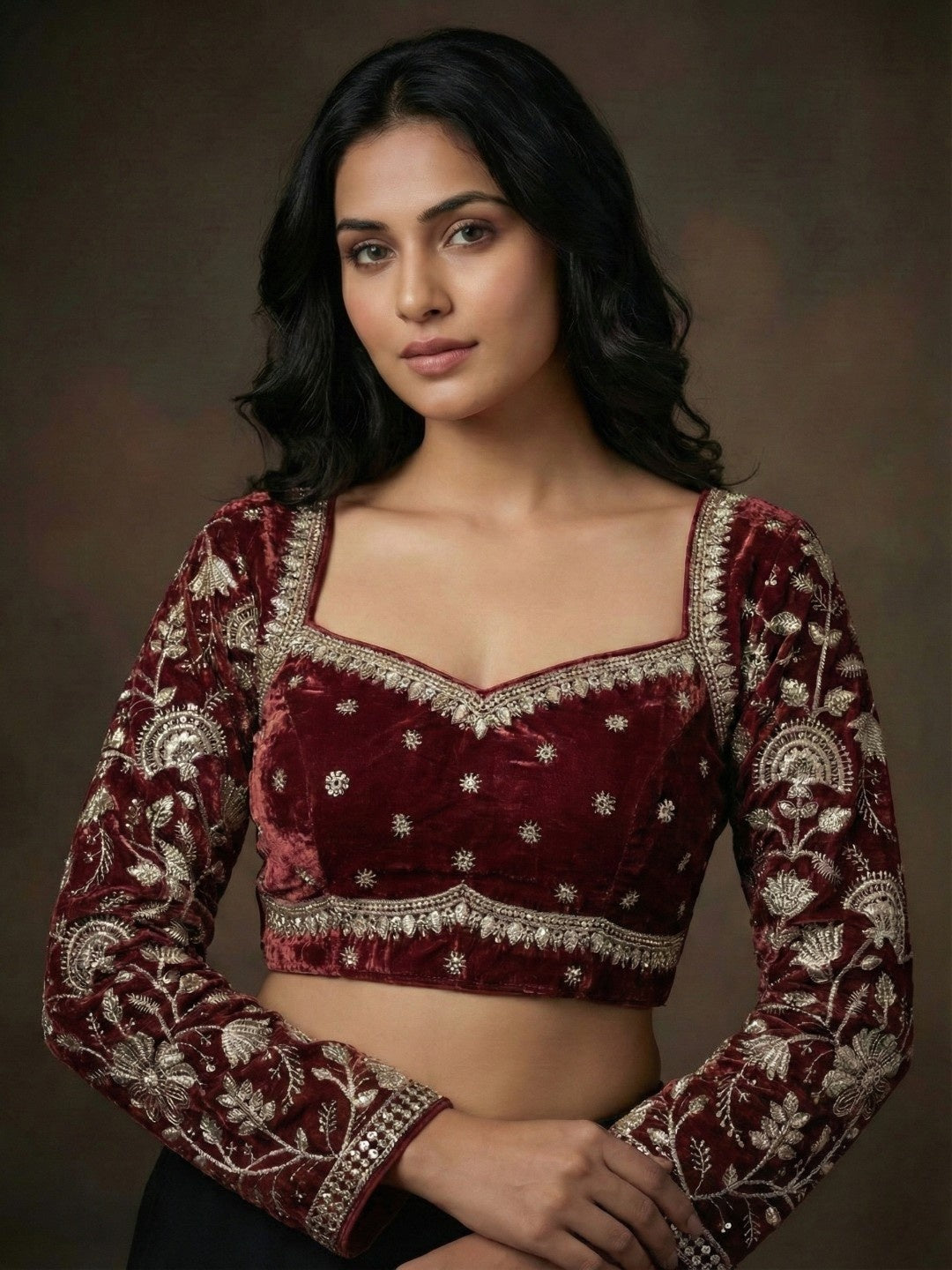 Full sleeve zari work blouse