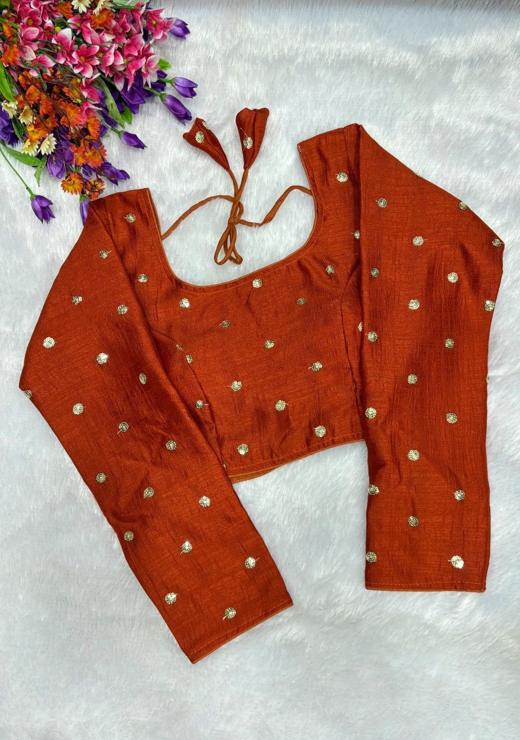 Full sleeves embrodery blouse