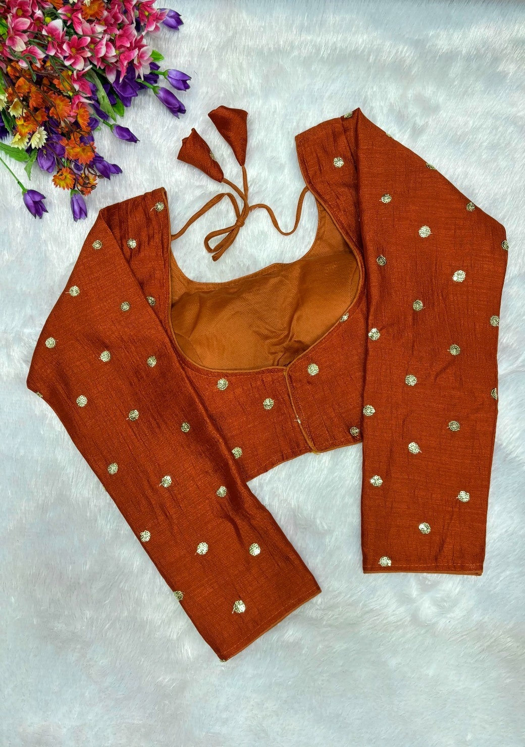 Full sleeves embrodery blouse