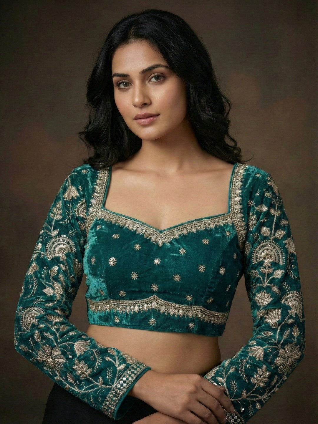 Full sleeve zari work blouse